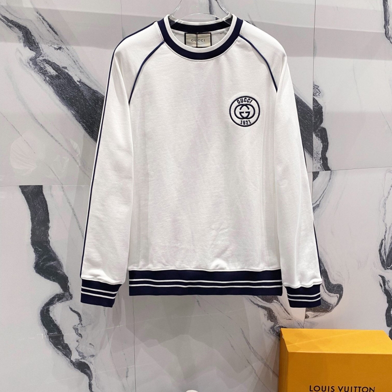 G*u*i hoodies